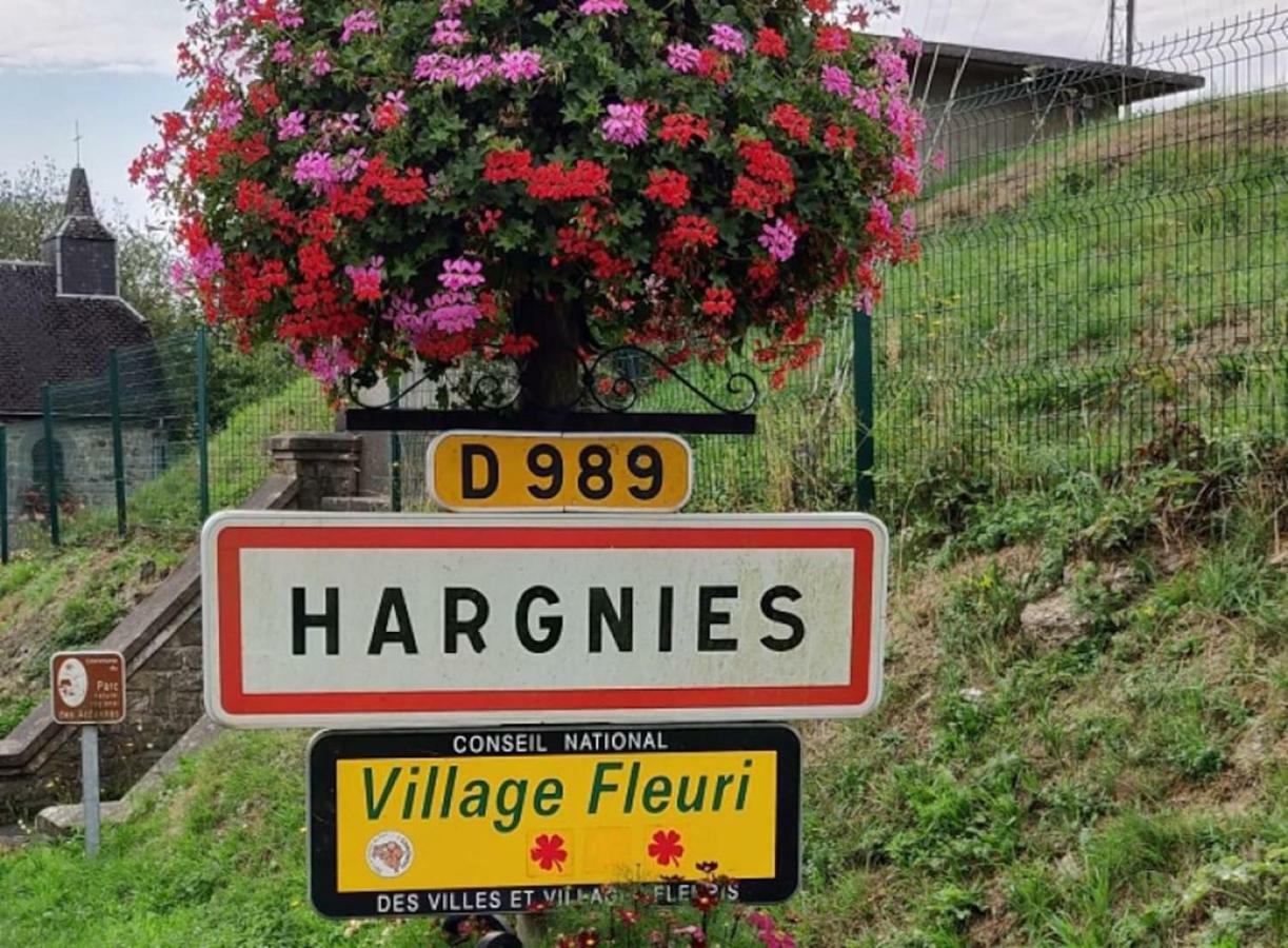 La Chouette Au Bouleau Villa Hargnies Exterior photo